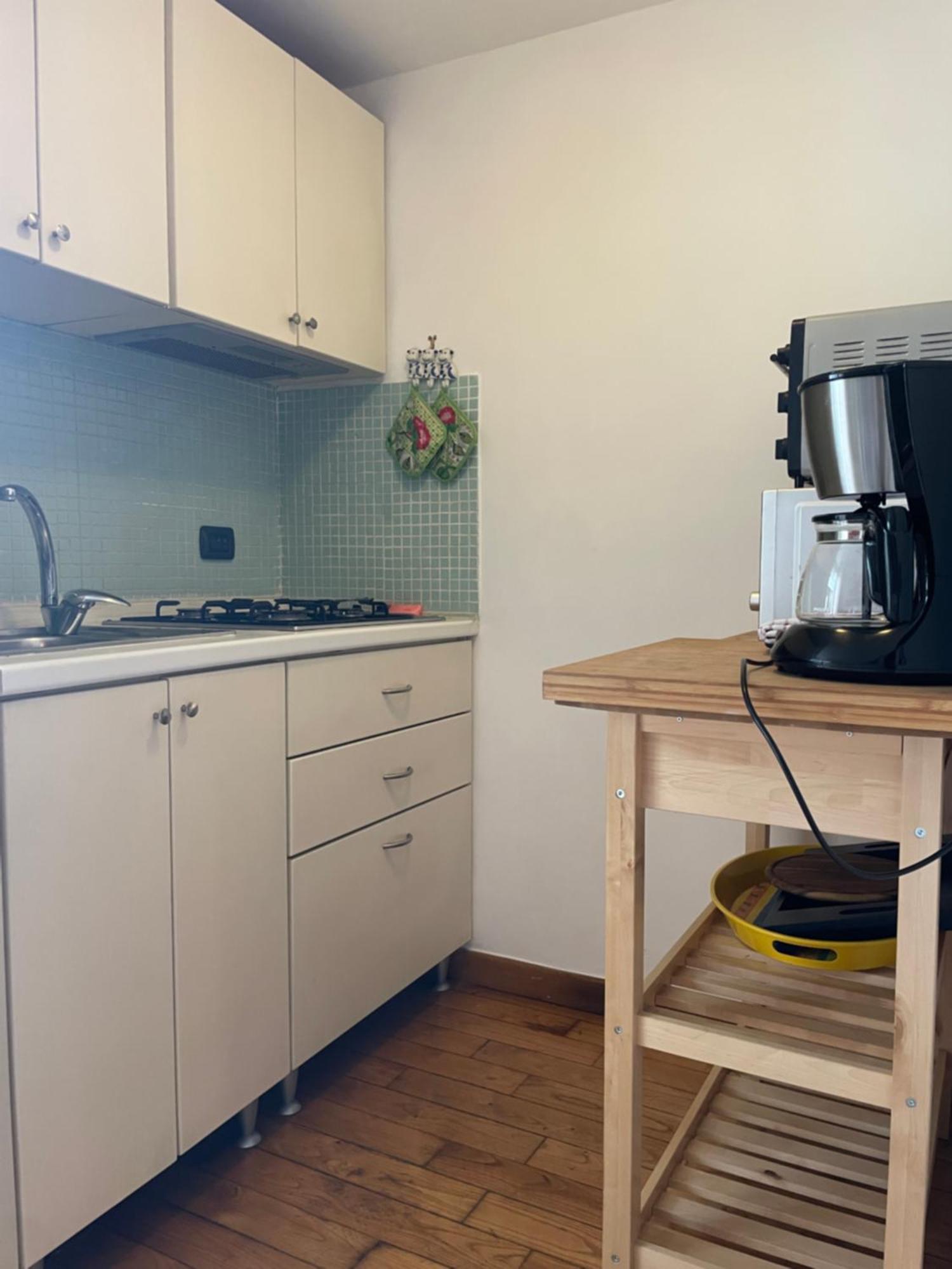 B&B Trieste&Trento Наполи Екстериор снимка